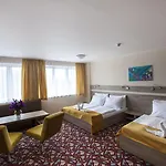 Arena 4* Chomutov