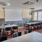 阿雷娜旅馆 酒店 4*
